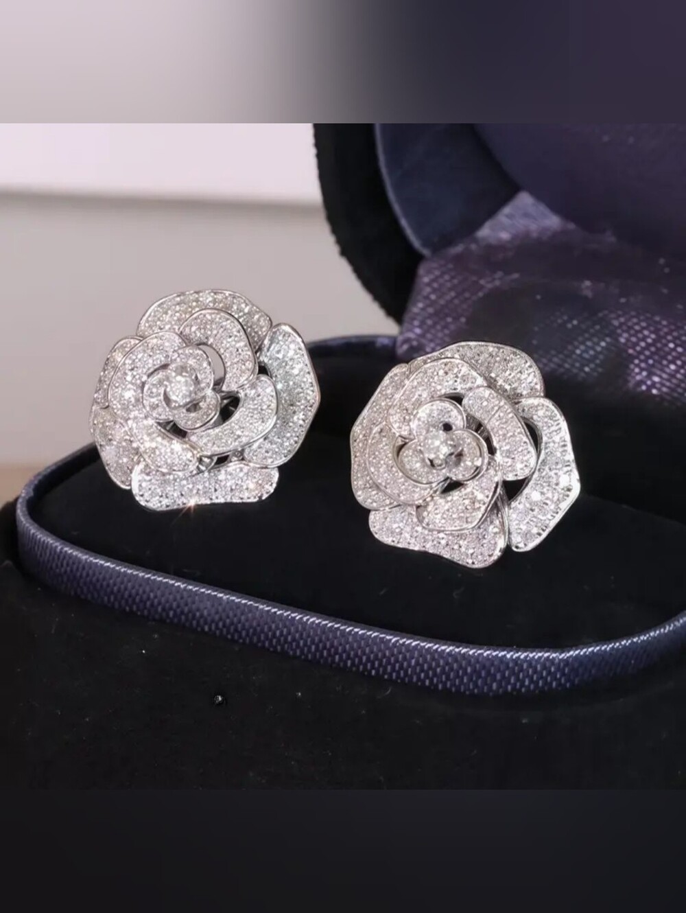 White Rhodium Pavé Sapphire Stud Earrings
